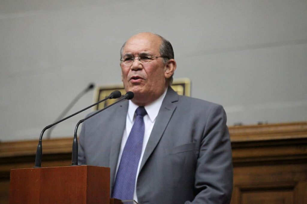 Omar González asegura que continúa el asedio en la embajada Argentina en Caracas: "Hacemos un llamado a los gobiernos del mundo para que intercedan y detengan la grave situación" - AlbertoNews