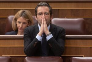 PP advierte a Sánchez que, "por mucho que acose" a la oposición, seguirá "señalando" los presuntos casos de corrupción