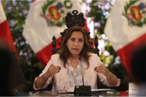Perú autoriza entrada de militares de Estados Unidos con armas de guerra