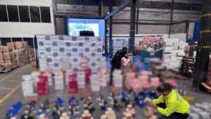 Policía incauta mercancía de contrabando de La Guajira
