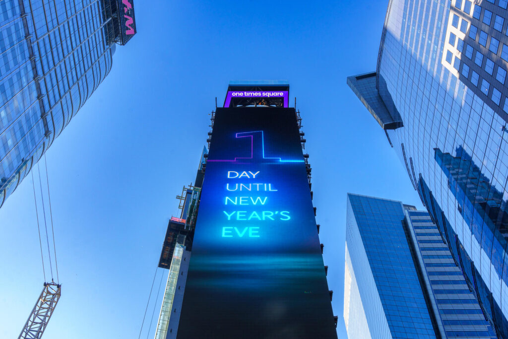 Policías, cámaras y drones vigilarán la víspera de Año Nuevo en Times Square de NY