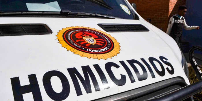 Por una deuda menor a 4 dólares hirió con un pico de botella a otro hombre en Táchira - AlbertoNews