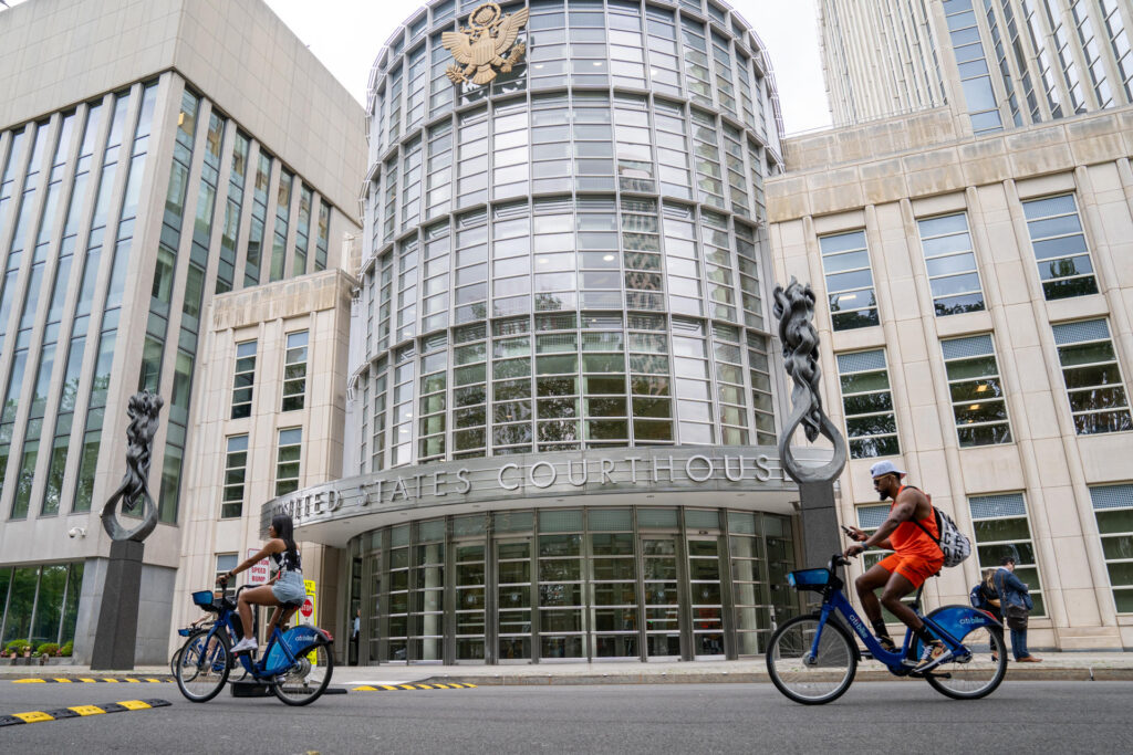 Presentarán cuatro cargos contra guatemalteco acusado de quemar a mujer en metro Nueva York