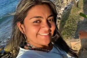 Prohíben a reportera Deisy Peña declarar sobre su caso o participar en eventos políticos