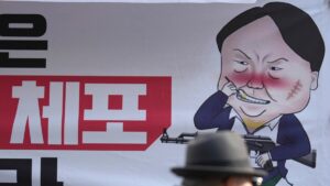 Prohíben que el presidente surcoreano Yoon viaje al extranjero por la pesquisa sobre ley marcial