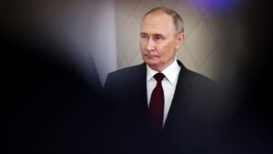 Putin afirma en su discurso de Año Nuevo que Rusia "avanzará" en 2025