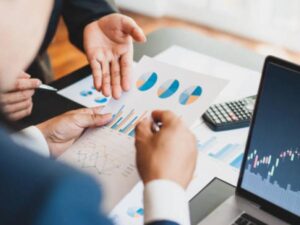 Qué tanto ahorran e invierten los colombianos según un estudio de Ualá | Finanzas | Economía