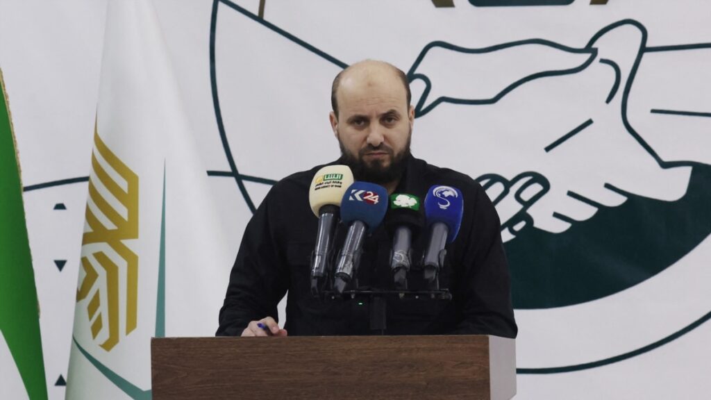 Rebeldes sirios que derrocaron a Assad nombran líder interino