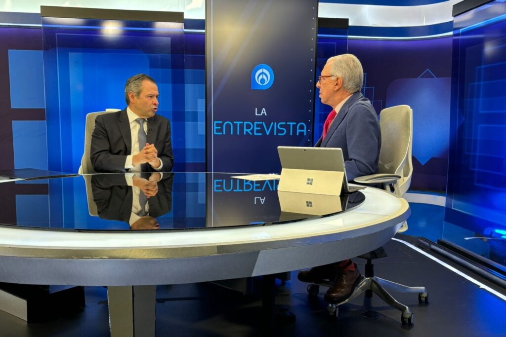 Resurge Banamex, clientes no deben preocuparse tras separación de Citi: Manuel Romo