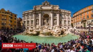 Roma regula el ingreso a la Fontana de Trevi para evitar las aglomeraciones tras su restauración