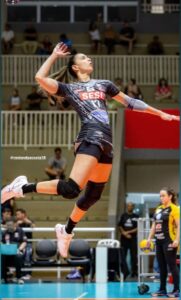 Roslandy Acosta mostrando su potencial en Brasil