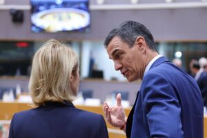 Sánchez cree que el fiscal general merece una disculpa porque no hay mensajes en su móvil que prueben la filtración