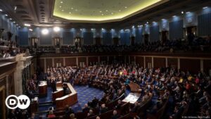 Senado de EE.UU. aprueba medida para evitar “shutdown” – DW – 21/12/2024
