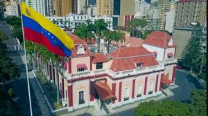 Suspenso en Venezuela por investidura presidencial el 10 de enero : IPS Agencia de Noticias