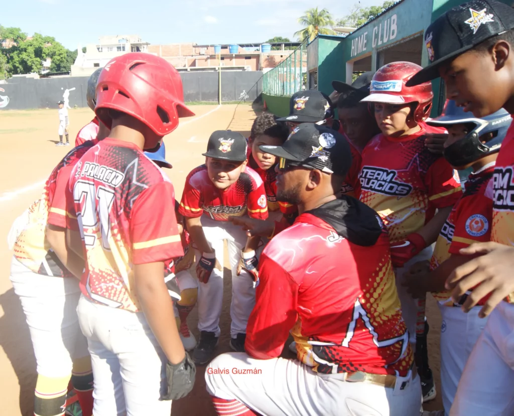 Team Palacios se encamina a la clasificación en copa navideña