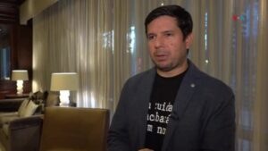 “Todo migrante vive dos vidas”