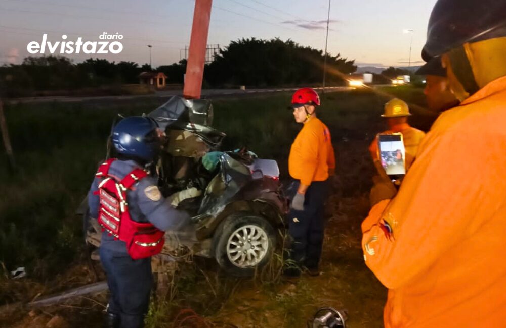 Trágico accidente en la Troncal 9 de Anzoátegui deja un fallecido y dos CICPC lesionados