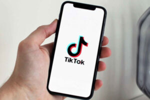 Trump solicita a Corte Suprema suspender ley que prohíbe a TikTok en EEUU