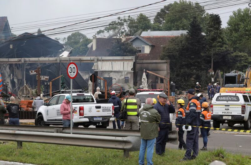 Una avioneta cayó en una zona comercial del sur de Brasil: murieron los 10 pasajeros - AlbertoNews