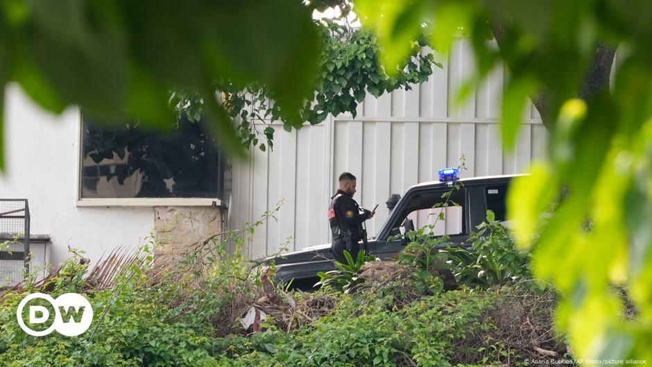 Venezuela acusa de "terrorismo" a gendarme argentino preso – DW – 27/12/2024