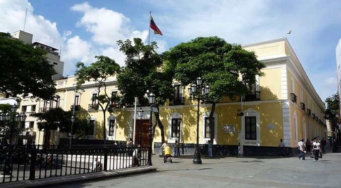 Venezuela condena «todas las hostilidades» contra Siria