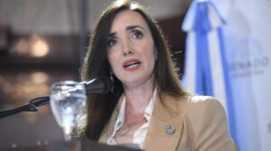 Vicepresidenta afirma que «jamás habría autorizado a policía»