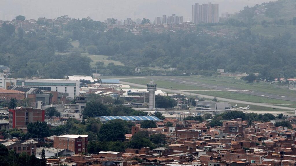 avioneta se salió de la pista del por problemas con el tren de aterrizaje