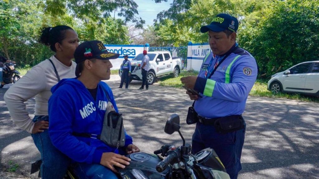 cartel de los más buscados por hurto de motocicletas