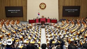 deliberan para ratificar destitución de Yoon – DW – 16/12/2024