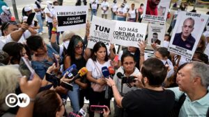 familias piden liberación de presos en protestas – DW – 09/12/2024