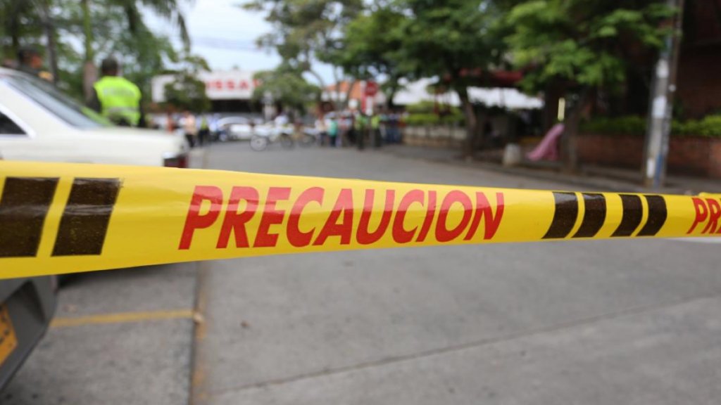 mujer fue descuartizada y dejada en una caja en vía pública de Medellín