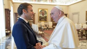 por qué el papa Francisco no asistirá a la reapertura