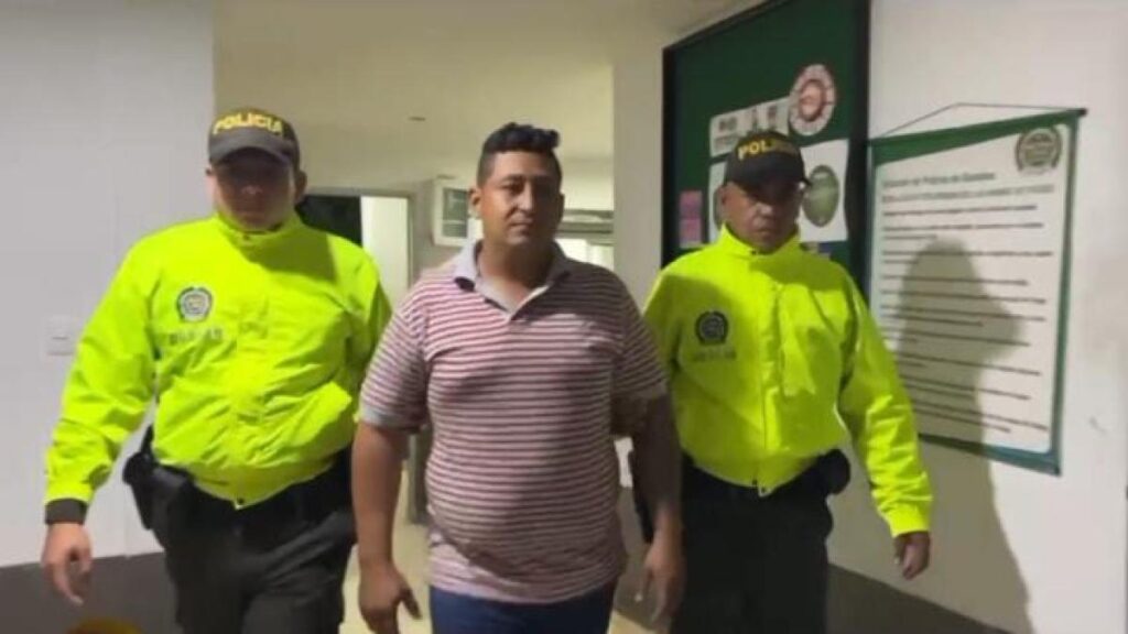 presunto feminicida de docente se entrega en Sabanalarga