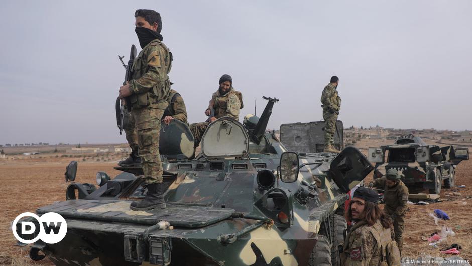 rebeldes de Siria entran en ciudad estratégica de Homs – DW – 07/12/2024