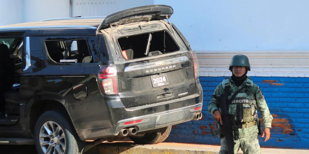 sicarios asesinan a un empresario en un centro comercial de la capital