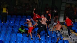 tres policías heridos por los desmanes en partido América vs. Nacional; autoridades dan balance