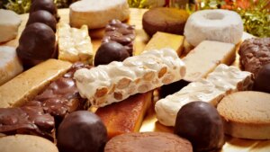 ¿Por qué se debe añadir sal a las recetas dulces como las tartas o postres?
