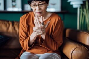 ¿Qué problemas de salud empeoran con el frío? Qué hacer para prevenirlos