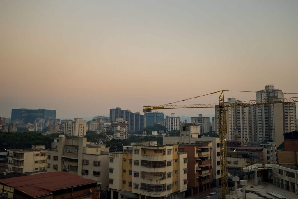 ¿A qué se debe la calima que se observa en el ambiente en varias ciudades de Venezuela?