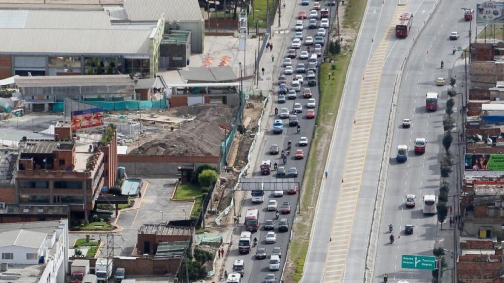 ¿qué medidas se toman para el Puente de Reyes?