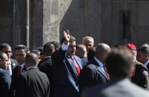 Academia de Ciencias Políticas y Sociales llama la atención por investidura presidencial sin actas