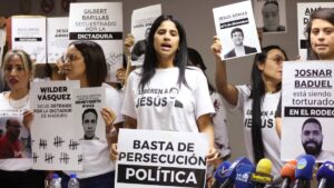Aliados de Machado y disidentes chavistas integran lista de más de 200 políticos presos en Venezuela