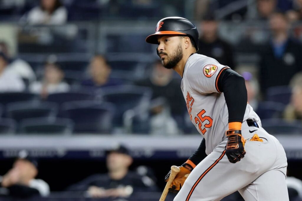 Anthony Santander llegó a un acuerdo con los Azulejos de Toronto - AlbertoNews