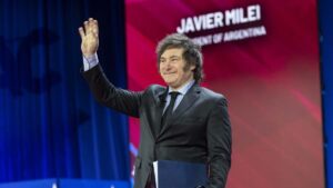 Argentina firma un préstamo de 970 millones de euros con BBVA, Santander y J.P. Morgan