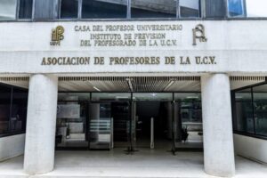 Asociación de Profesores de la UCV exige respeto a la Constitución y la liberación de presos políticos
