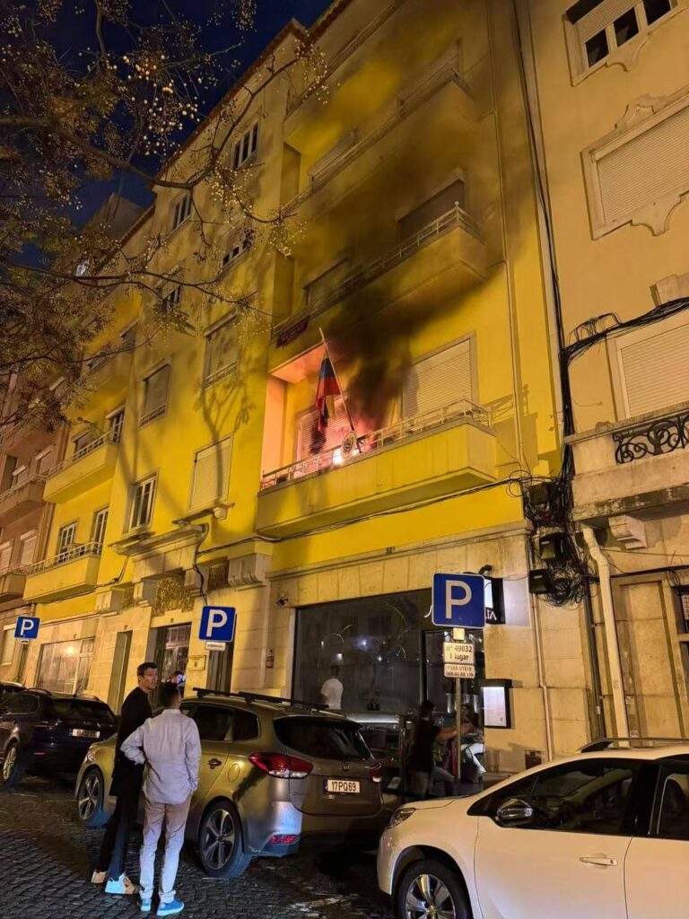 Atacaron sede consular de Venezuela en Lisboa