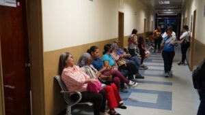 Atenciones especializadas y medicamentos gratuitos destacan en jornada social liderada por la CVG - Yvke Mundial