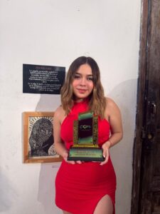 Avril Benítez ganó el premio al mejor atuendo en Medellín