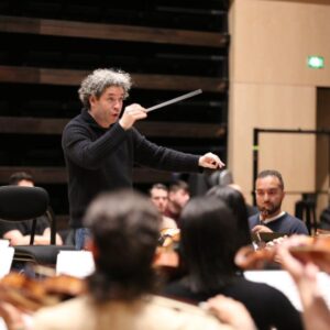 Bajo la batuta del Maestro Gustavo Dudamel inician los 50 años de El Sistema