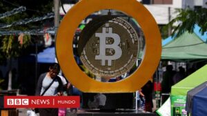 Bitcoin: El Salvador retira la condición de moneda de curso legal a la criptodivisa tras ser el primer país en adoptarla